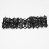 Elegy Scalloped Lace Choker