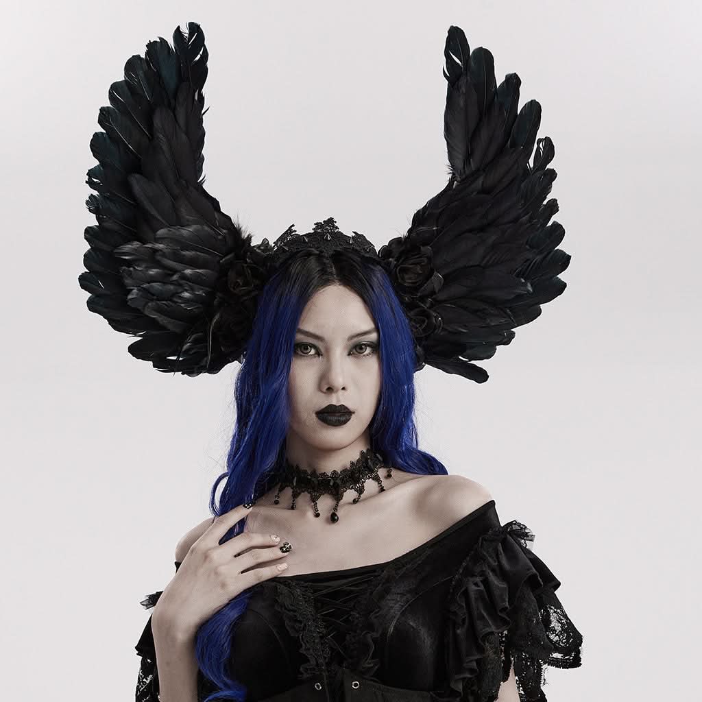 Ebon Labyrinth - Gothic Headpiece with Wings - PunkRave