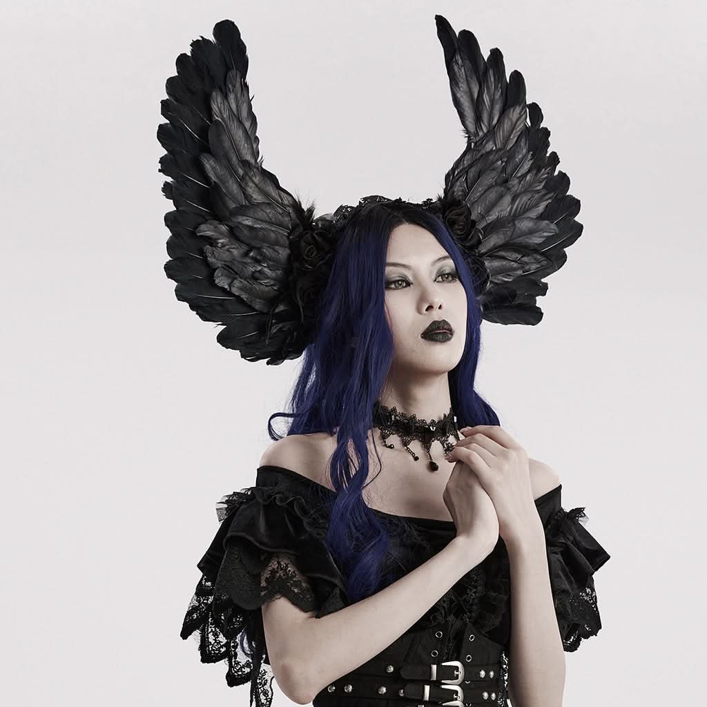 Ebon Labyrinth - Gothic Headpiece with Wings - PunkRave