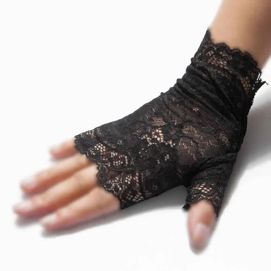 Gothic Lace Mittens - PunkRave