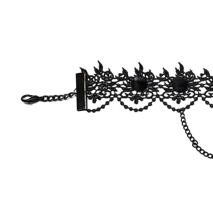 Red Death Floral Choker With Bird Skull Brooch - PunkRave